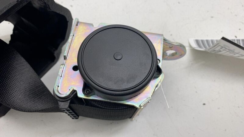 634166800A ⭕17-20 Maserati Levante Rear Passenger Side Seat Belt Retractor Right 634166800A