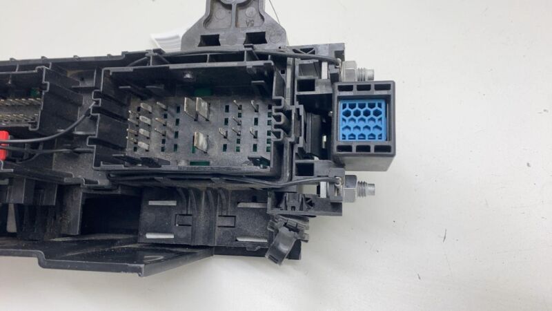 103440500D ⭕16-20 Tesla Model S Front Frunk Engine Bay Under Hood Fuse Box 12V 1034405-00-D