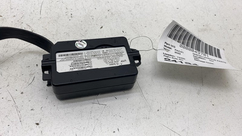 ⭕2020 2021 2022 2023 Chrysler Pacifica Fleet Vehicle Tracking Device 9