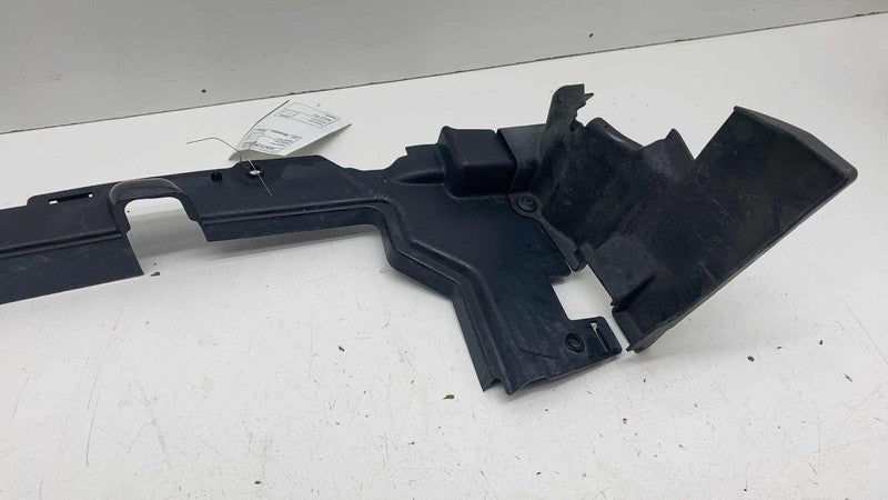 DK62-8A303-A ⭕ 14-17 Range Rover Sport Engine Cooling Radiator Upper Deflector DK62-8A303-A