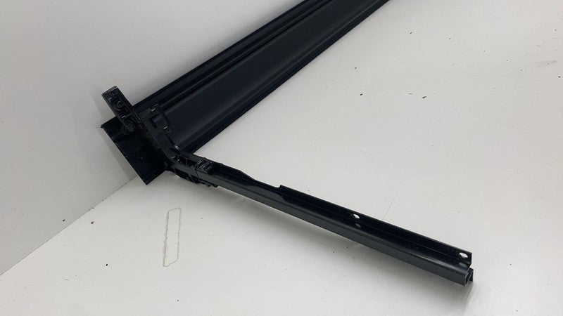 ⭕ 24-25 Tesla Cybertruck Lower Tonneau Horizontal Guide Rail Trim 1852