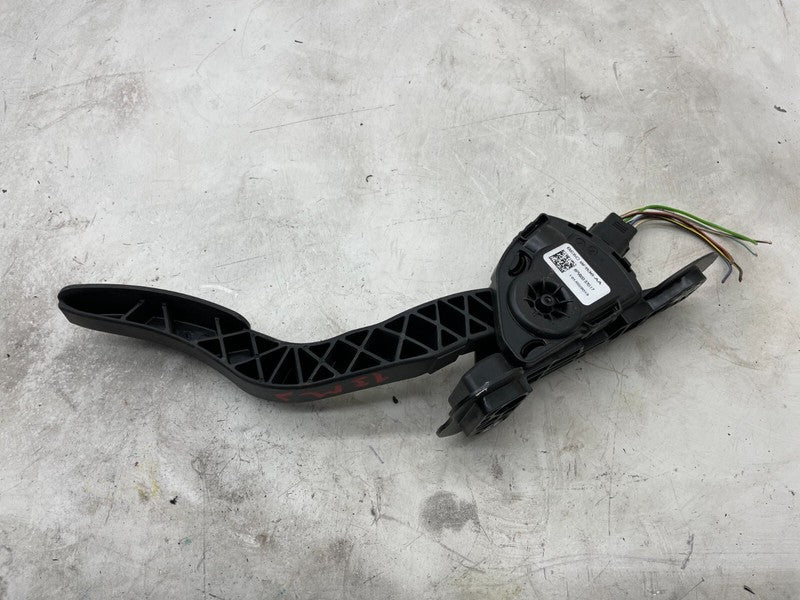 BE5C9F836AA ⭕2012-2020 Tesla Model S X Accelerator Throttle Pedal Assembly BE5C 9F836-AA OEM