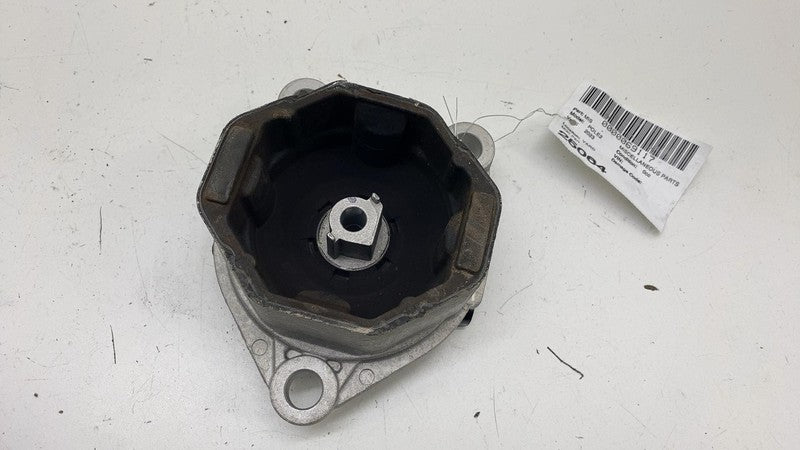 ⭕ 2021-2023 Polestar 2 Front Passenger Side Engine Motor Mount Bracket