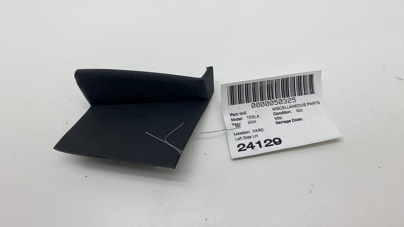 190550960B 2024 2025 Tesla Cybertruck Front Driver Side A-Pillar Trim Cover Left LH Assy