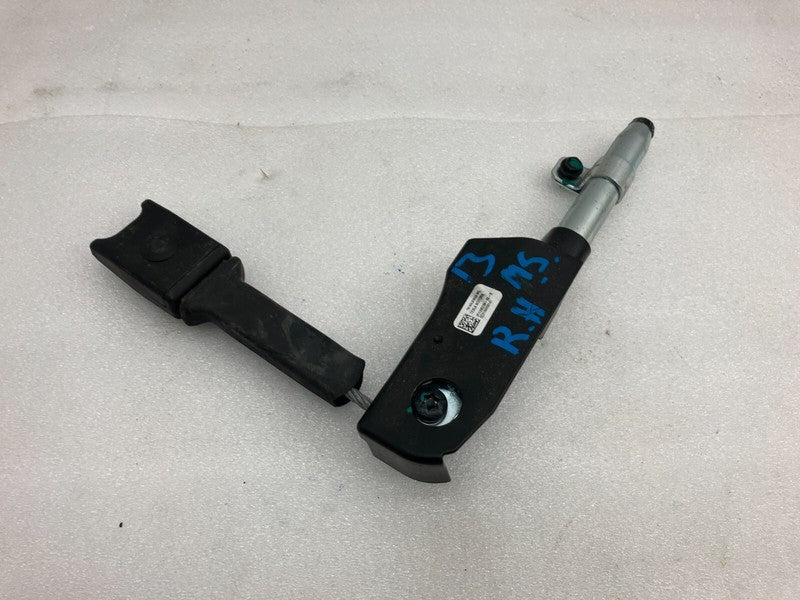100526500B ⭕ 12-15 Model S Front Right Seat Belt Outboard Lap Pre-Tensioner RH 1005265-00-B
