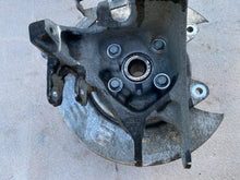 ⭕ 16-20 Model S X Rear Right Spindle Knuckle w/ Hub & Dust Shield 1072161-00-A