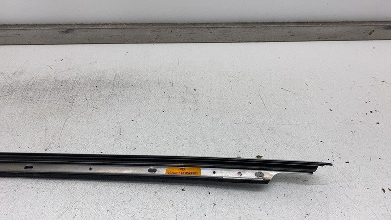 103225098J ⭕ 2016-2023 Tesla Model X MX Rear Door Upper Strip Molding Right RH 1032250-98-J