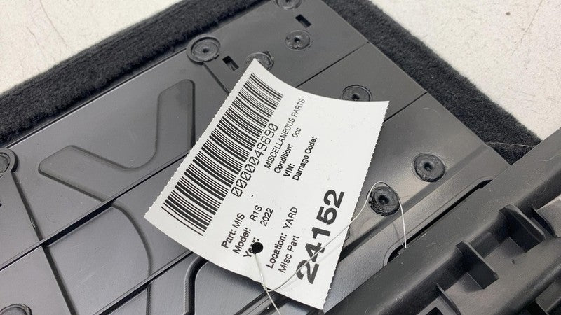 PT00003517 2022-2024 Rivian R1S Rear Tailgate Cover Lower Lid Trunk Carpet Cover Flap Back