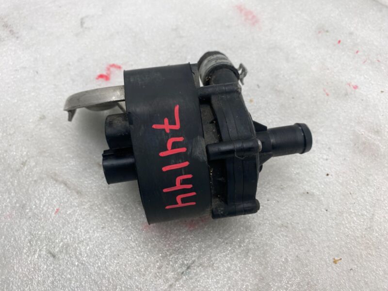 2016-2020 Tesla Model S X Cooling System Auxiliary Water Coolant Pump FWD Assy