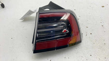 ⭕ 21-24 Model Y Rear Right Outer Exterior Taillight Tail Lamp 4-Pin 1502087-00-D