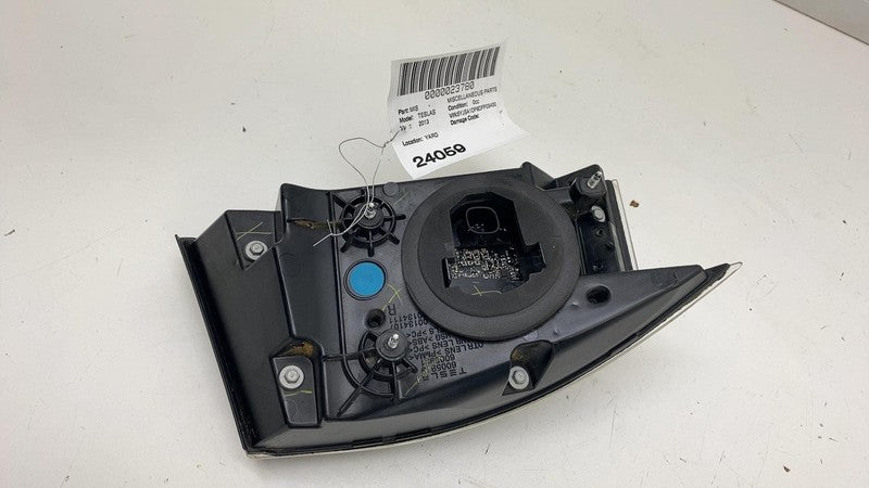 ⭕ 2012-2022 Tesla Model S Rear Taillight LED Outer Tail Lamp Right 600