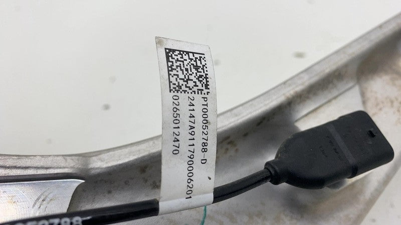 PT01271576-C ⭕ 2025 Rivian R1S Front Driver Side Spindle Knuckle & Hub Left LH PT01271576-C