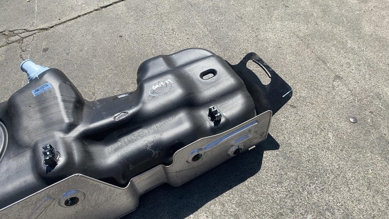 ⭕ 2025 Chevrolet Silverado 1500 Pickup 2.7L Crew Cab Fuel Tank OEM Ass