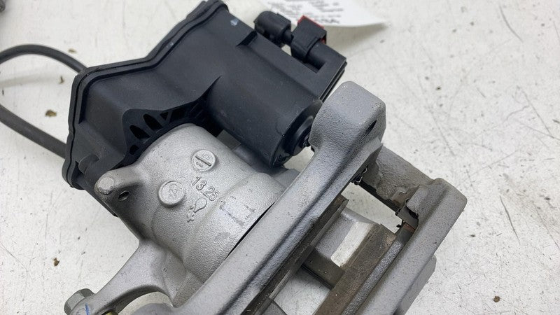 ⭕ 17-25 Tesla Model 3 M3 Rear Left Caliper w/ Brake Hose Line BASE 104