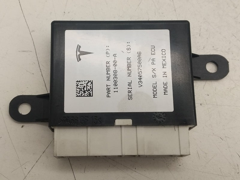 1100308 00 A ⭕16-20 Tesla Model S X Park Brake Parking Assist Control ECU Module 1100308-00-A