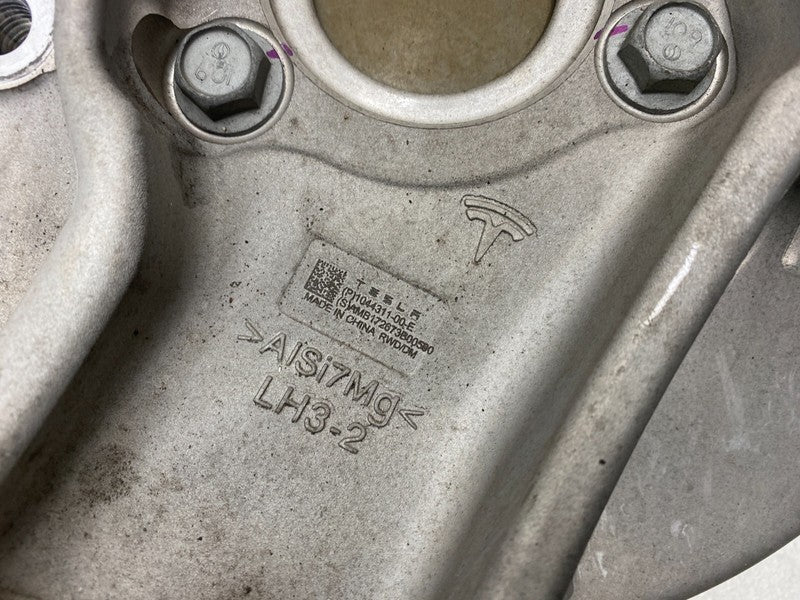 ⭕ 17-23 Model 3 Front Left Spindle Knuckle w/ Dust Shield & Hub RWD 10