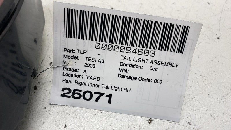 ⭕ 2017-2023 Model 3 Rear Right Inner Taillight LED Tail Lamp 3-Pin 107
