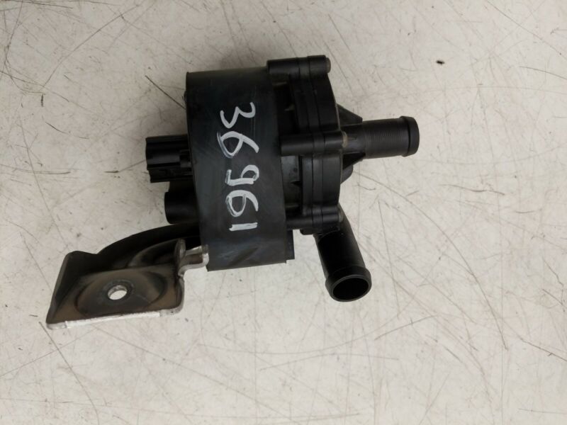 2016-2020 Tesla Model X Front Electric Auxiliary Cooling System Coolant Pump OEM