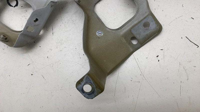 ⭕ 17-23 Model 3 PAIR Front Left & Right Fender Bracket 1086016-00-D/10