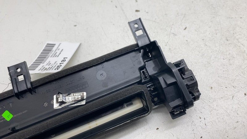 ⭕ 25-26 Tesla Model Y MY Passenger Side Instrument Panel Air Vent Righ