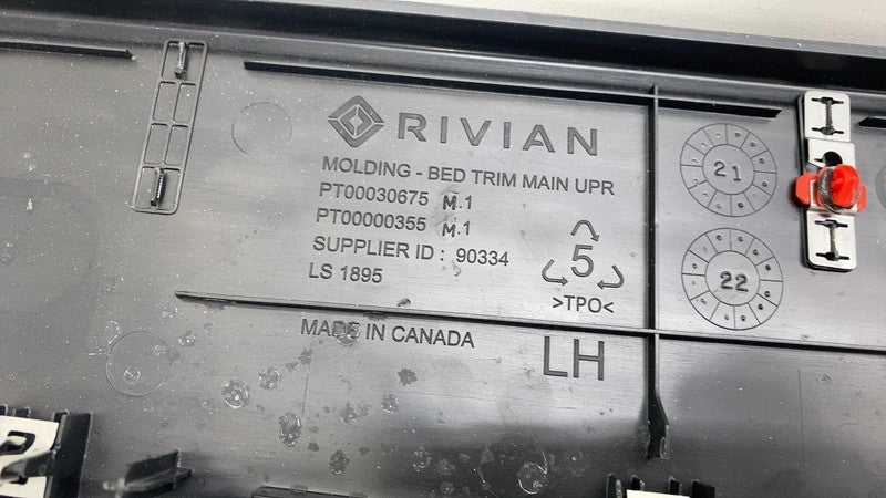 ⭕ 22-24 Rivian R1T Left Trunk Cargo Pick Up Box Upper Molding Panel PT00030675