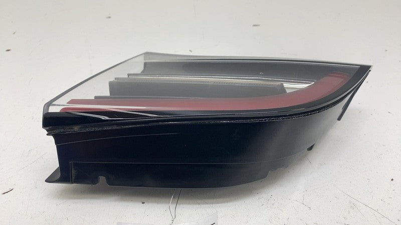 107740290D ⭕ 2017-2023 Model 3 Rear Right Inner Taillight LED Tail Lamp 3-Pin 1077402-90-D