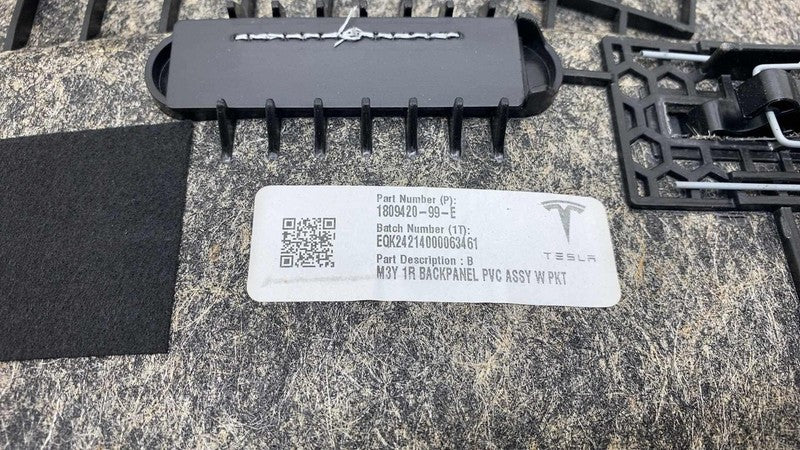 180942099E ⭕ 24-25 Model 3 M3 Front Left or Right 1st Row Seatback Panel Shell 1809420-99-E