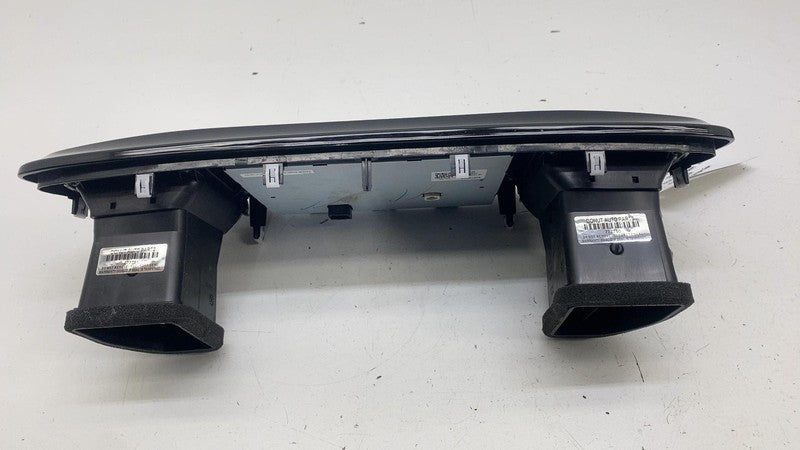 ⭕ 18-20 Chrysler Pacifica 8.4" Multimedia Radio Touch Screen Display 6