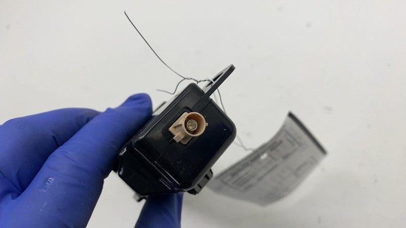 158560100D ⭕ 2017-2023 Tesla Model 3 Y WiFi Bluetooth Antenna Control Module 1585601-00-D