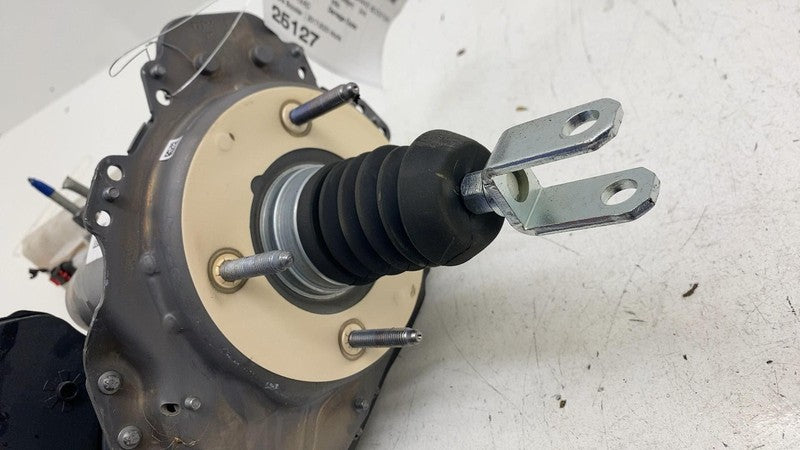 ⭕ 2017-2023 Model 3 Power Brake Booster Master Cylinder & Reservoir 10