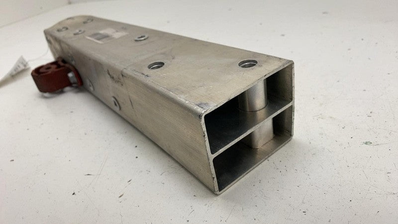 ⭕ 2014-2021 BMW i3 I01 Rear Left Side Reinforcement Bar Mounting Brack