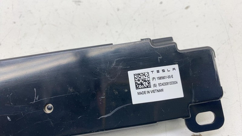 158560100E ⭕ 2017-2023 Tesla Model 3 Y WiFi Bluetooth Antenna Control Module 1585601-00-E