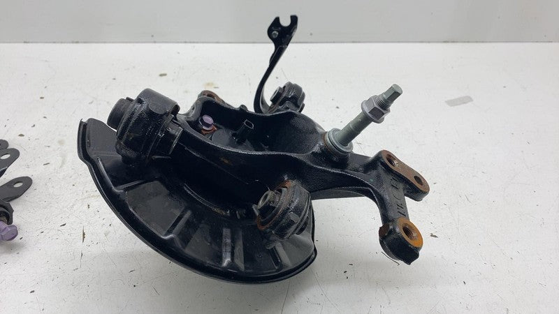 ⭕ 23-24 Toyota Prius Rear Right Spindle Knuckle w/ Wheel Hub & Control