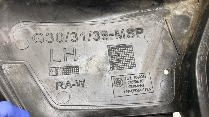 8060031 2017-2022 BMW 530e G30 Front Driver Side M Sport Mud Splash Guard Shield Left LH