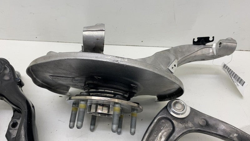 13549863 ⭕ 2025 Chevrolet Silverado 1500 Front Left Spindle Knuckle w/ Control Arm Links