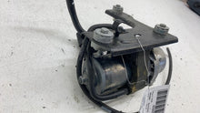2019 BMW 530E G30 Hybrid Electric Brake Vacuum Pump Assembly 34336880628-02 OEM