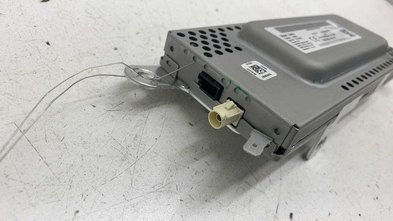 1079749-00-D ⭕ 2017-2023 Tesla Model 3 Harman Becker Radio FM/HD Receiver Module 1079749-00-D