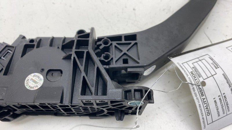 ⭕2021-2023 Polestar 2 Front Driver Gas Pedal Accelerator Throttle Peda