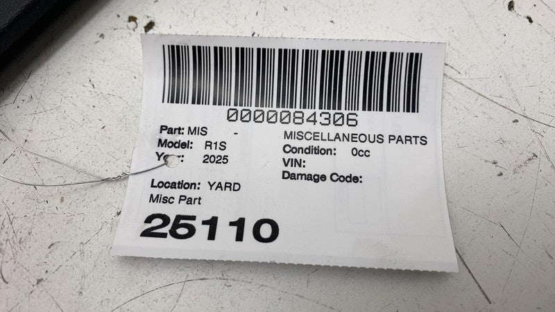 PT00030674-H ⭕ 2022 -2025 Rivian R1S Rear Liftgate Upper Access Cover Trim Panel PT00030674-H