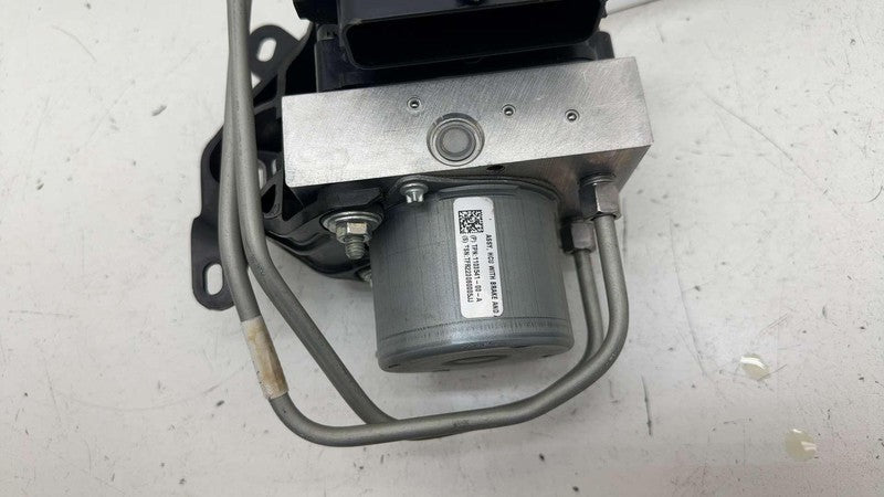 ⭕ 17-23 Tesla Model 3 Anti-Lock Brake System ABS Pump Module Unit 1103