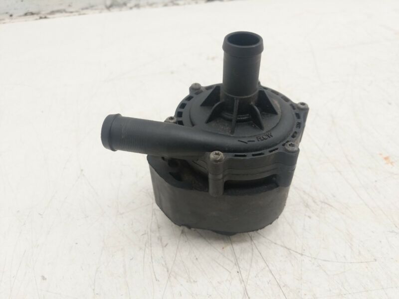 2016-2020 Tesla Model S X Cooling System Auxiliary Water Coolant Pump FWD Assy
