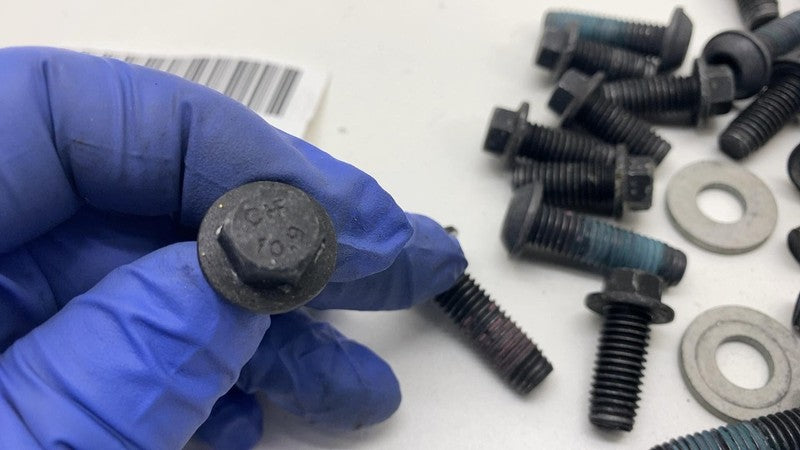 2016-2020 Tesla Model X SET of Bolt Screw