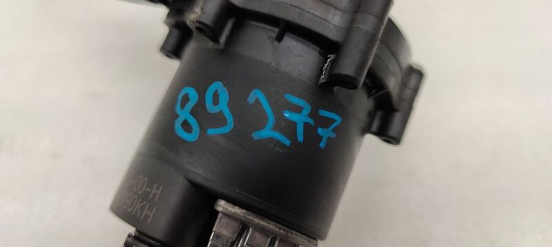 106747300H 2012-2020 Tesla Model S MS Auxiliary Water Coolant Pump Assembly 1067473-00-H