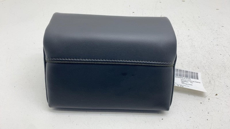 ⭕ 2025 Rivian R1S Rear 2nd Row Seat Center Headrest Head Rest Black OEM