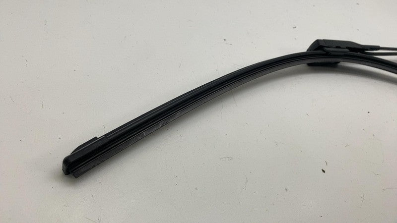 ⭕ 24-25 Model 3 Front Driver Side Windshield Wiper Arm & Blade Left 18
