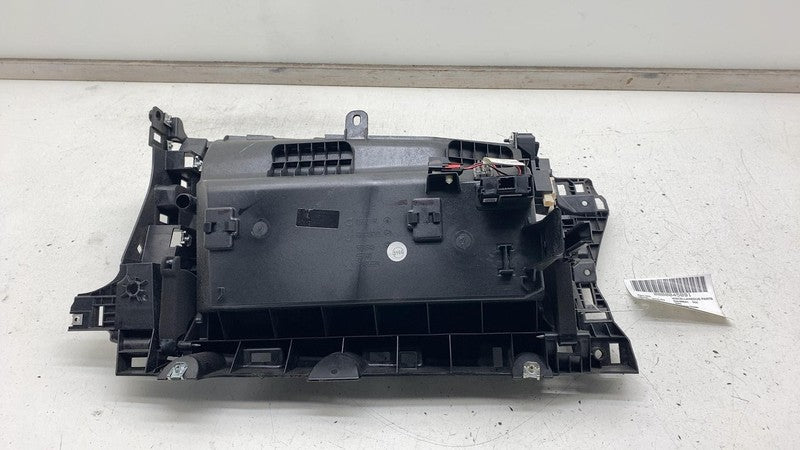 ⭕ 17-20 Maserati Levante Front Dash Glove Box Compartment Glovebox OEM