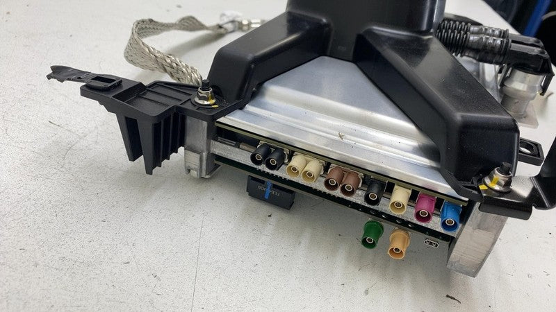 ⭕ 2020-2023 Tesla Model Y MY MCU Computer Media Control Module OEM 177