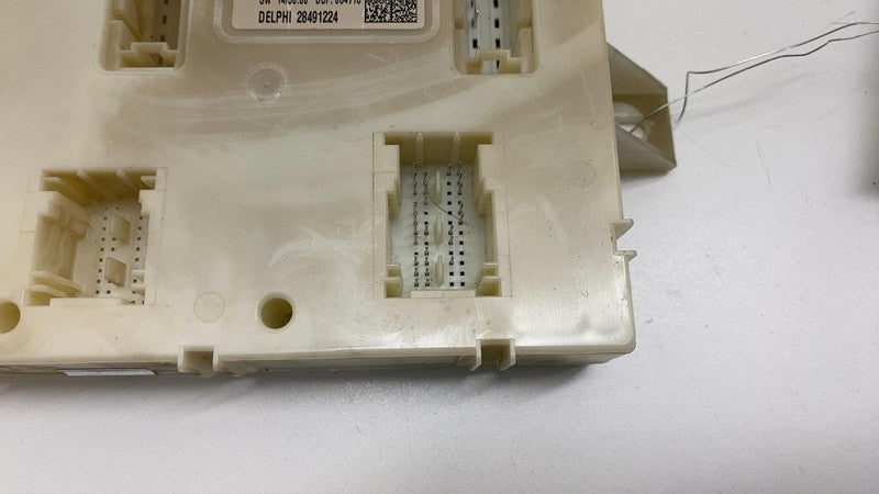 A1669025607 2016-2019 Mercedes-Benz GLE350 GLS450  SAM Signal Activation Control Module OEM