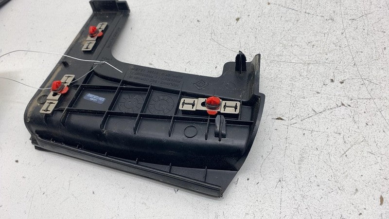 PT00030676 ⭕ 22-24 R1T Rear Left & Right Door Back Corner Trim PT00030676-C / PT00030677-C