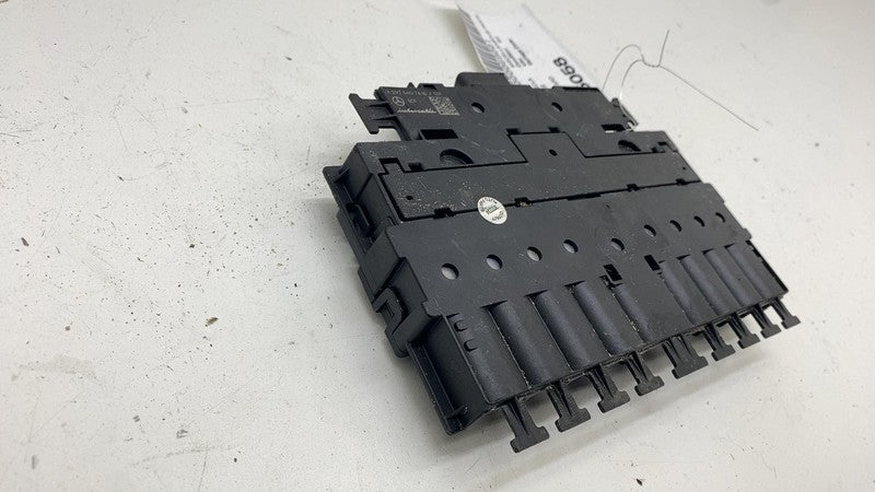 ⭕22 Mercedes Benz EQS450+ Engine Compartment Fuse Relay Junction Box A